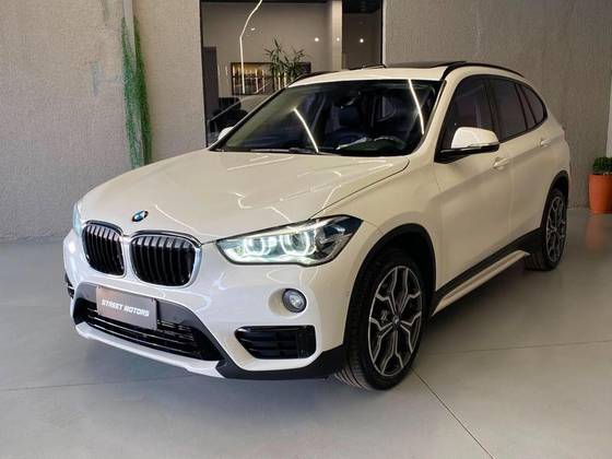 BMW X1 2.0 16V TURBO ACTIVEFLEX XDRIVE25I SPORT 4P AUTOMÁTICO BMW X1 2.0 16V TURBO ACTIVEFLEX XDRIVE25I SPORT 4P AUTOMÁTICO